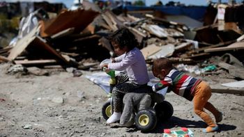 Disminuye la pobreza y la indigencia según datos del INDEC. Disminuye la pobreza y la indigencia según datos del INDEC.