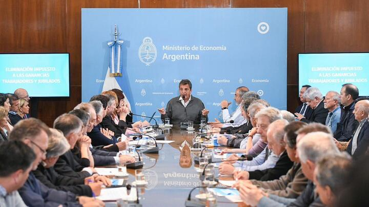 Sergio Massa: Los trabajadores no pagan más impuesto a las ganancias. (Foto: captura)