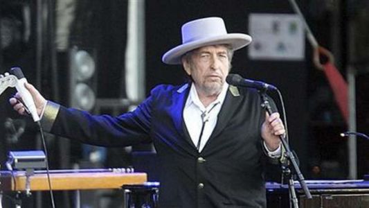 Bob Dylan distinguido con el Premio Nobel de Literatura