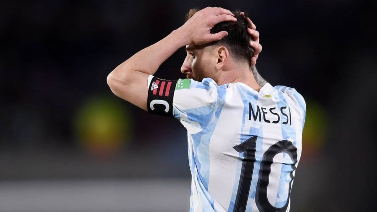 Messi no puede creer lo que pagaron por su camiseta.