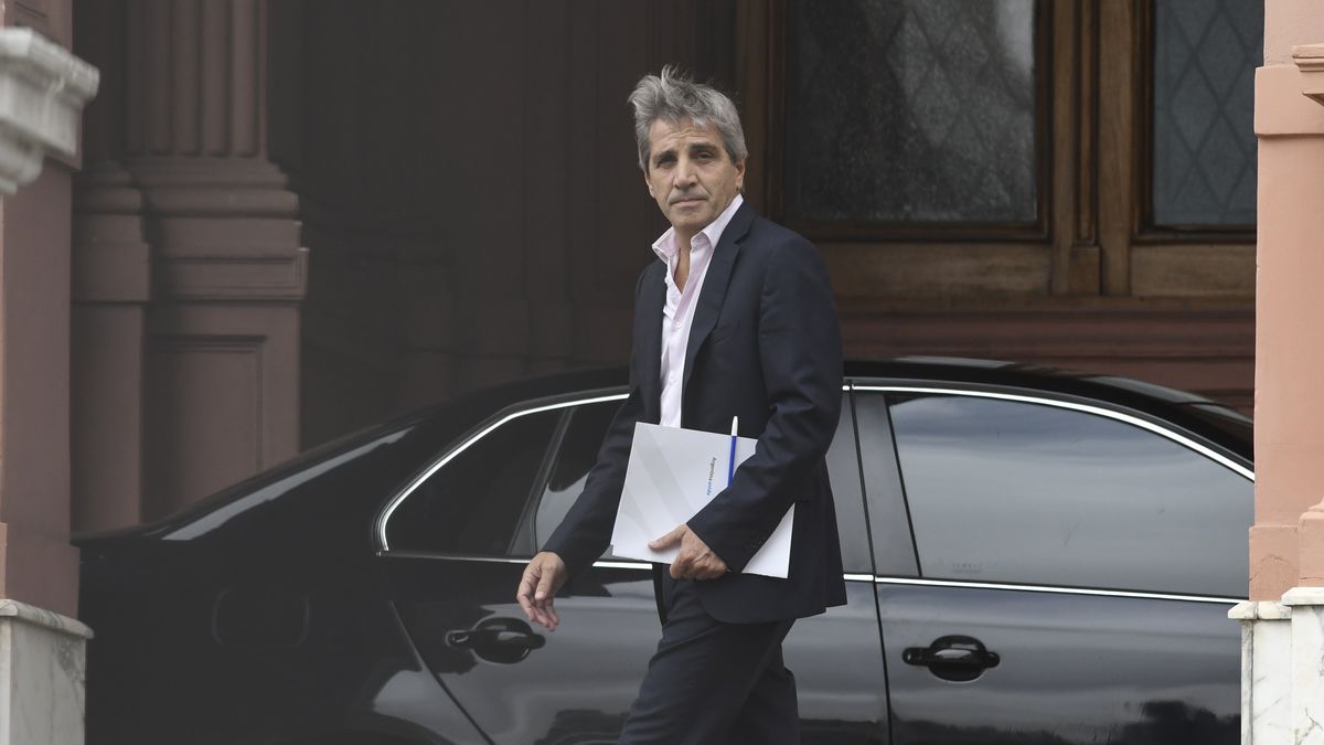 El ministro Luis Caputo