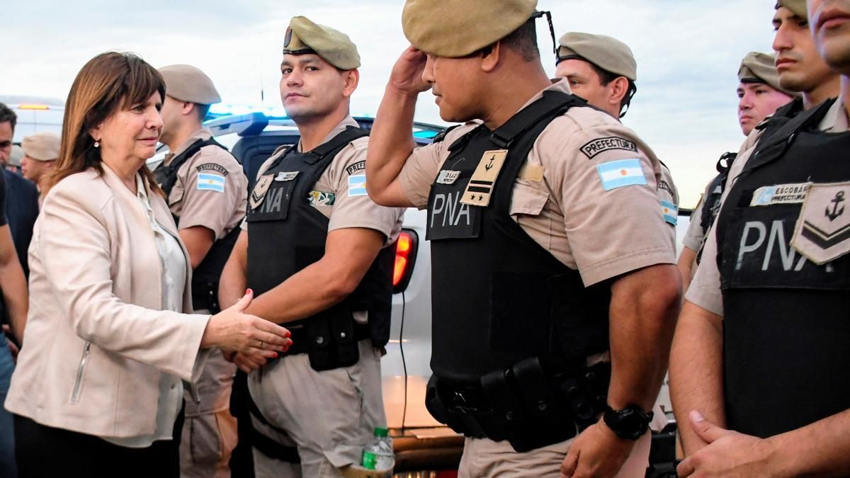 El Gobierno otorgó un aumento salarial para los integrantes de las fuerzas federales de seguridad