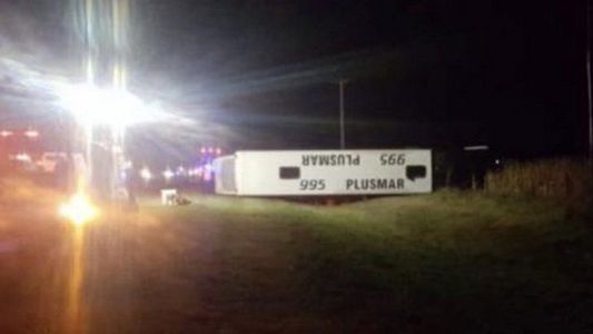 Accidente fatal en la Ruta 2: El chófer dijo que se le empañó el vidrio