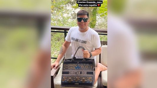 Una famosa quiere comprar la cartera que Wanda Nara le regaló a Mariano de la Canal