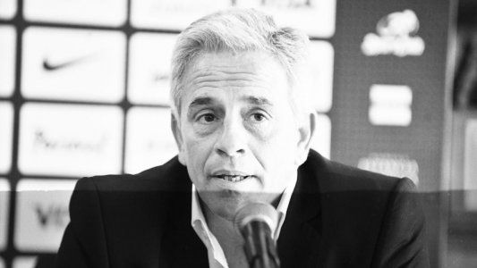 El descargo del presidente de la UAR: El mejor homenaje a Maradona es representar al país de la mejor manera