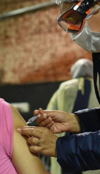 Vacunas COVID-19 en CABA: 48.872 vacunados el 05 de mayo de 2021