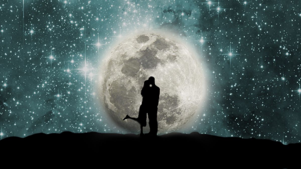 La diferencia entre cortar el pelo en luna llena y en luna nueva: ¿Mito o realidad?