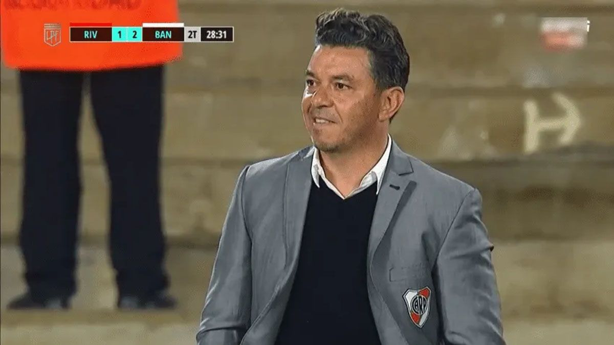 La reacción de Gallardo tras el segundo gol de Banfield se volvió viral.&nbsp;