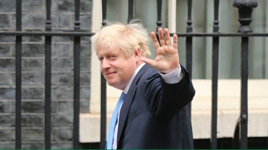 Boris Johnson ordenó la cuarentena por tres semanas para todo el Reino Unido