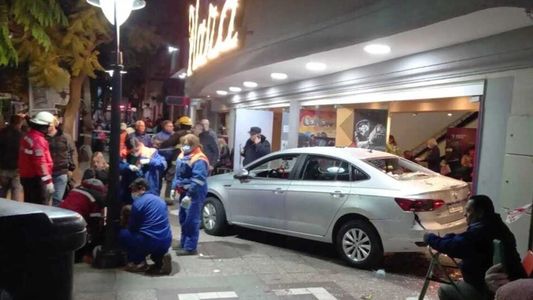 Soledad Silveyra y Verónica Llinás: habló el hombre de 62 años que atropelló a 23 personas en la puerta del teatro