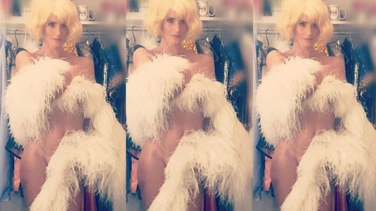 Griselda Siciliani jugó a ser vedette y se puso las plumas