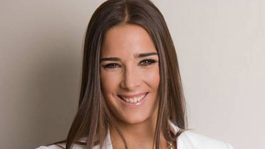 Juanita Viale se interpone entre Adrián Suar y Natalia Oreiro