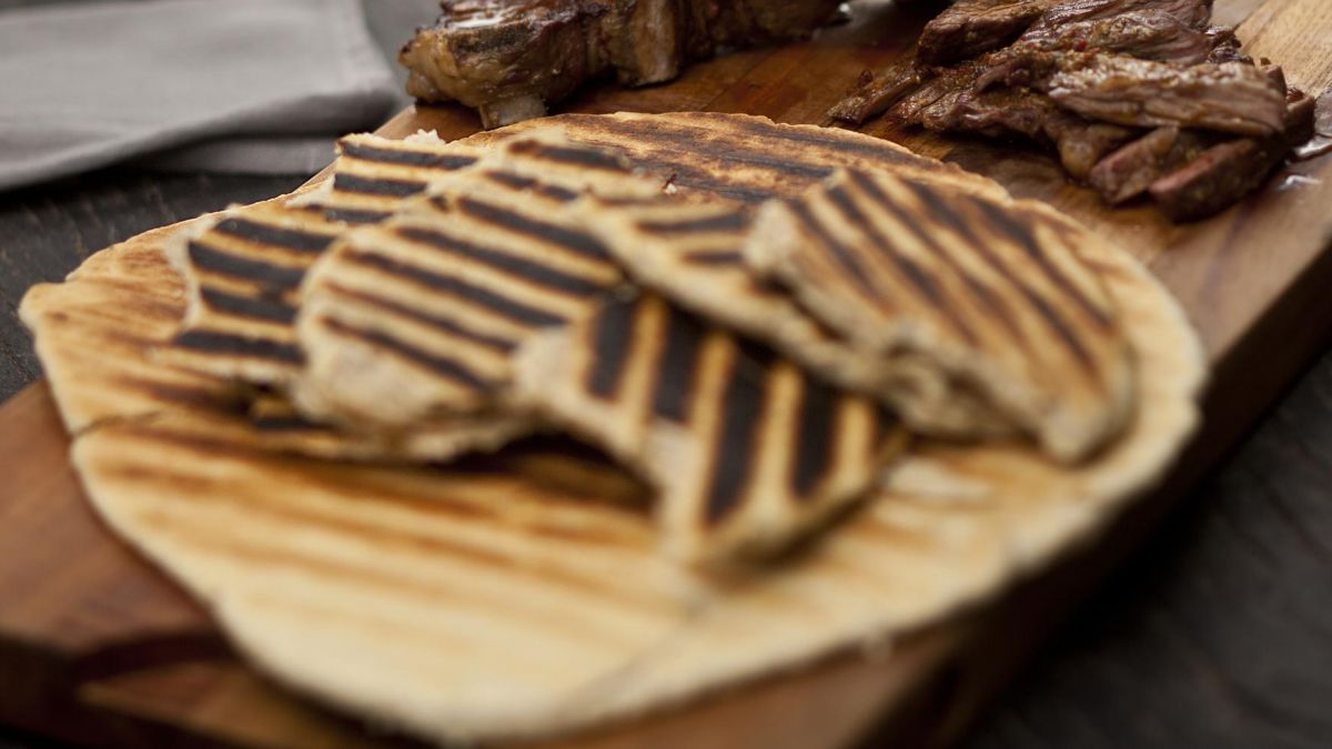 Receta De Tortilla A La Parrilla O Torta Asada Para Acompañar El Mate