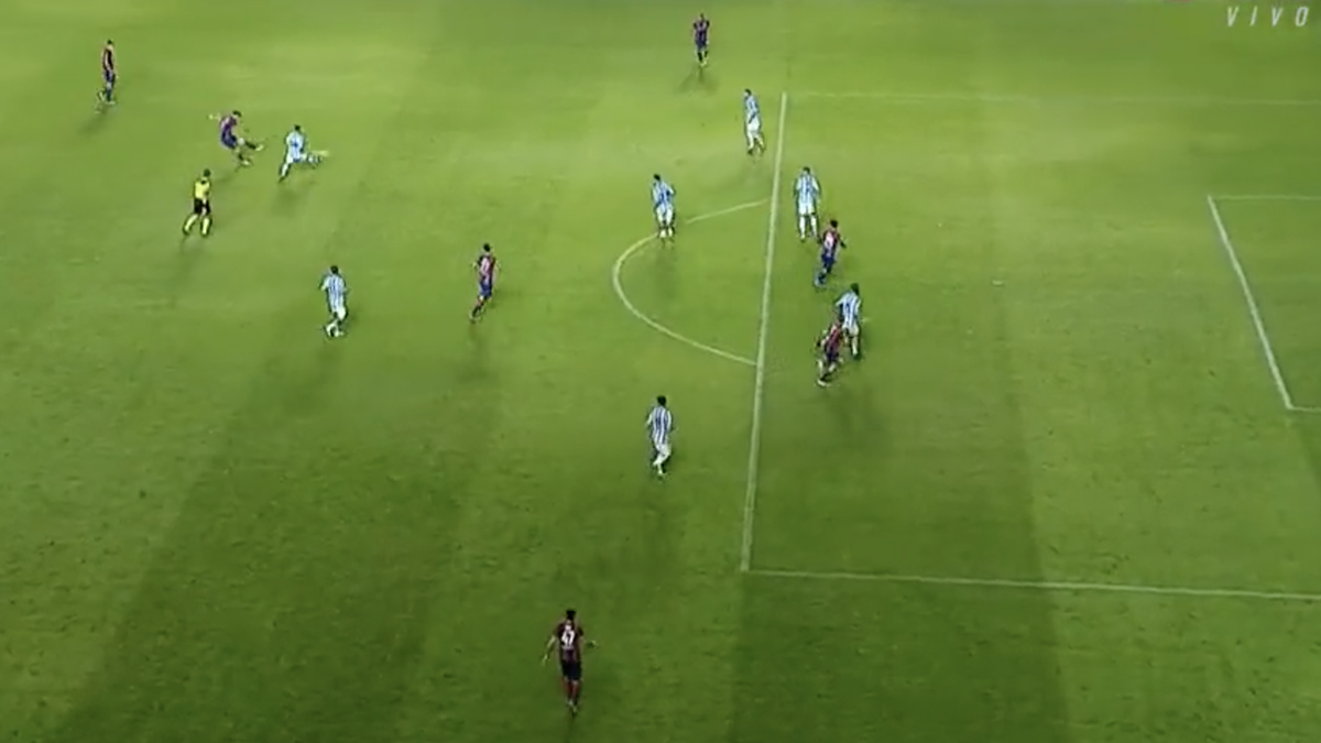 El golazo de otro planeta de Martegani para el empate de San Lorenzo con Racing