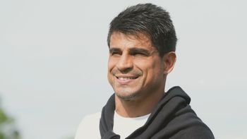 Hugo Ibarra y la sonrisa por el triunfo de Boca. Hugo Ibarra y la sonrisa por el triunfo de Boca.