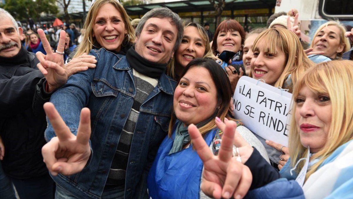 Más Unidad Ciudadana, menos PJ: Máximo Kirchner busca ser el lazo de los intendentes con Cristina