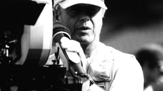 Se mató el director de Top Gun