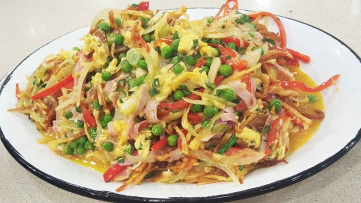 REVUELTO GRAMAJO receta: rápida y fácil para cualquier comida del día