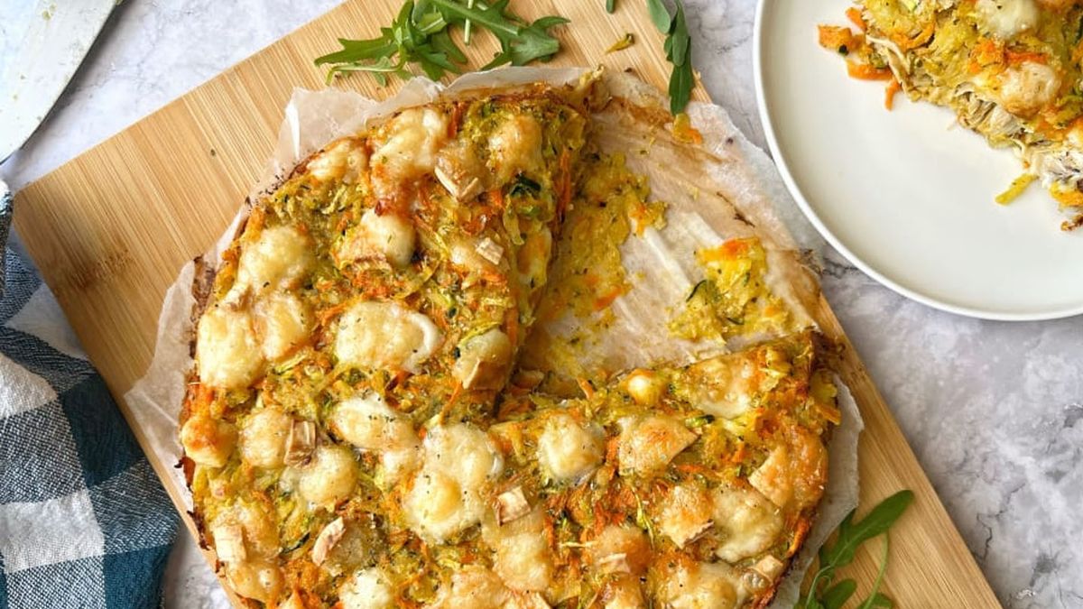 La receta liviana que te salva en los días de frío: pastel de pollo y verduras