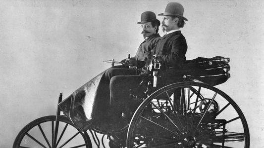 Mercedes-Benz: Hace 136 años creaba el automóvil