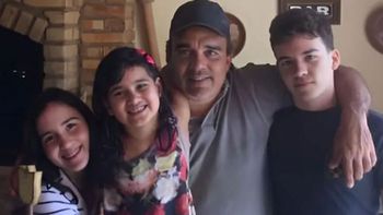 En cuatro años y medio perdió a sus tres hijos por cáncer y hoy lucha contra la enfermedad