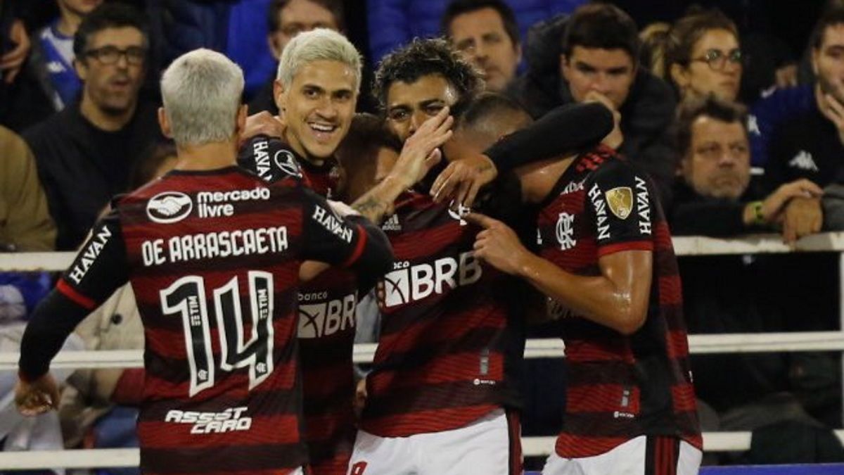 Flamengo le ganó a Vélez y ya sueña con la final de la Copa Libertadores