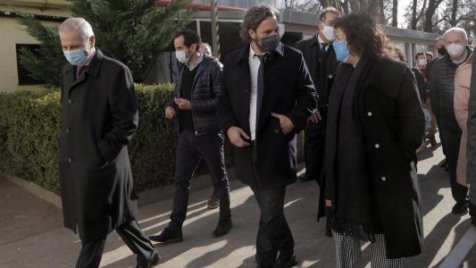 Sputnik V: Cafiero y Vizzotti recibieron las primeras dosis elaboradas por Richmond