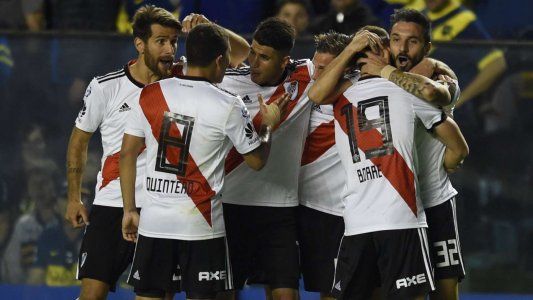 Los de Boca ven a Napoleón y lloran