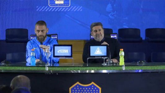 De Rossi fue presentado oficialmente en Boca con una transmisión desde La Bombonera