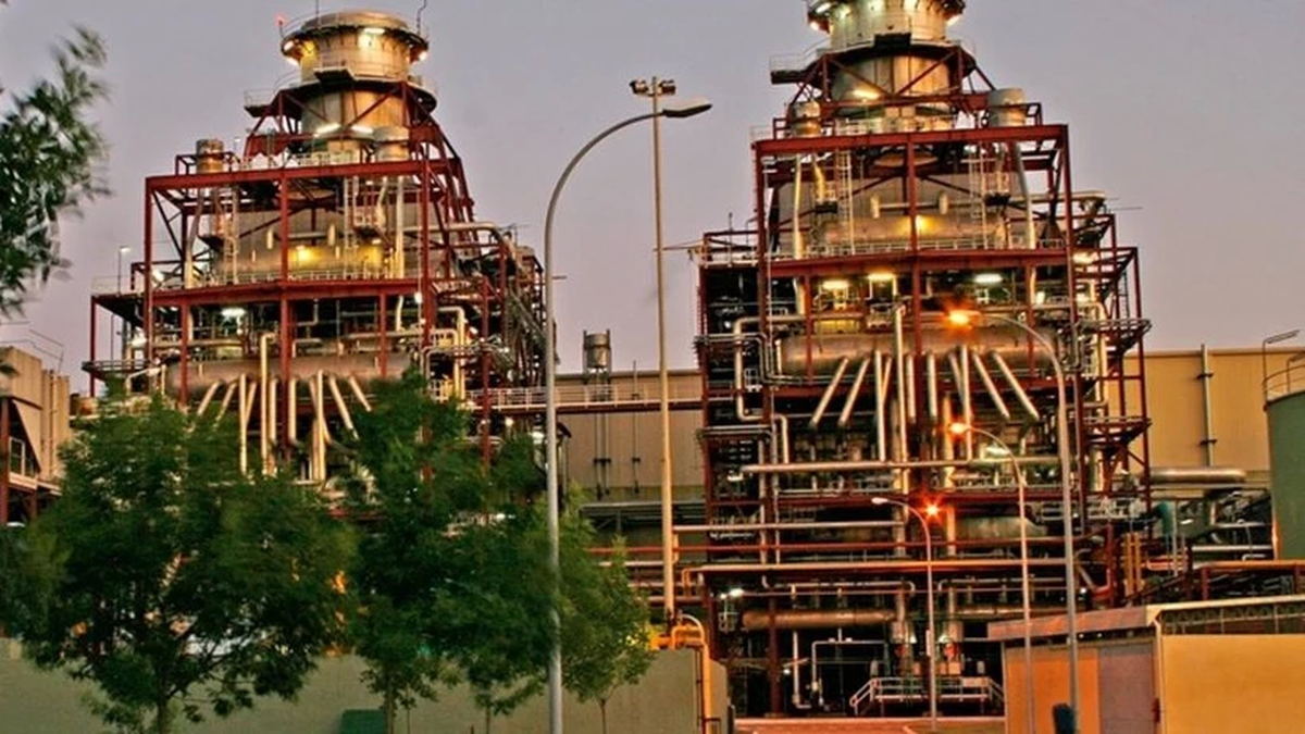 YPF ejerce su derecho de compra sobre la parte de Enel en Central Dock Sud. (Google)
