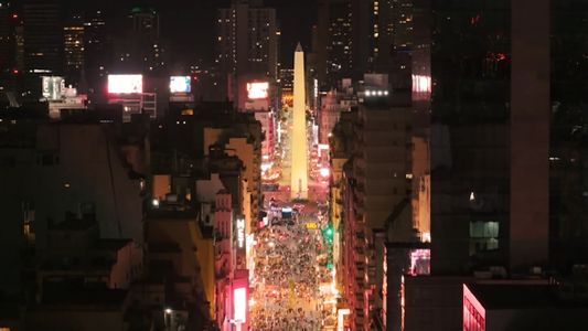 La noche del Obelisco: la Ciudad celebra los 90 años de uno de sus principales íconos