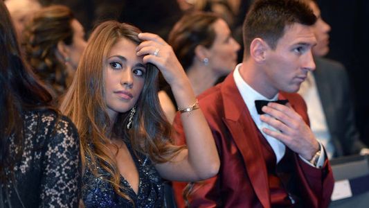 Aseguran en España que Messi y Roccuzzo están “embarazados” y que preparan la boda