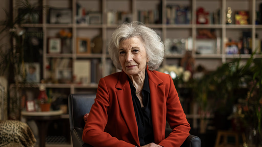 Dolor total por la triste noticia sobre la conocidísima actriz Marisa Paredes