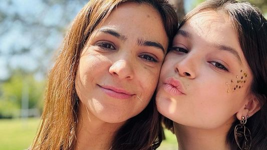 La opinión sin filtro de Muna Pauls sobre los canjes de su mamá Agustina Cherri