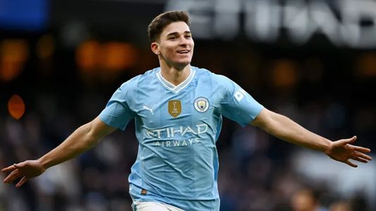 El Manchester City de Julián Álvarez  se consagró campeón de la Premier League por cuarta vez consecutiva