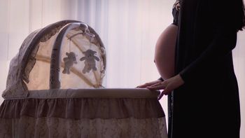 Periodista está embarazada de tres meses