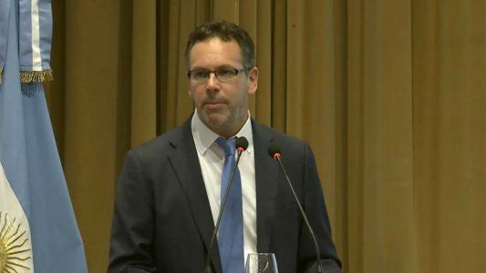 Sandleris se reunió con los bancos para discutir las nuevas medidas del Gobierno