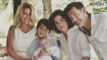 Las fotos del bautismo íntimo de Felipe, el hijo de Florencia Peña