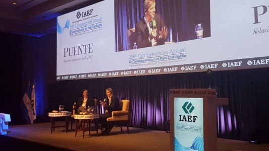 Caputo aseguró que “vamos una situación de normalidad en los mercados”, aunque alertó que hay “jugadores jugando en contra”