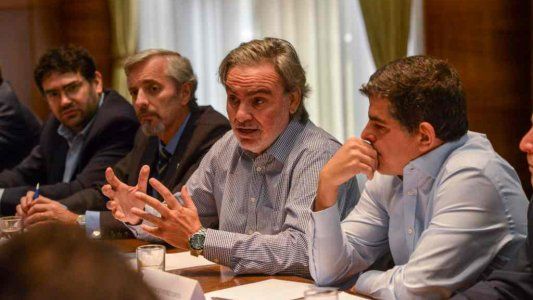 Aunque dicen que bajaron los cortes, el Gobierno analiza sancionar a las eléctricas