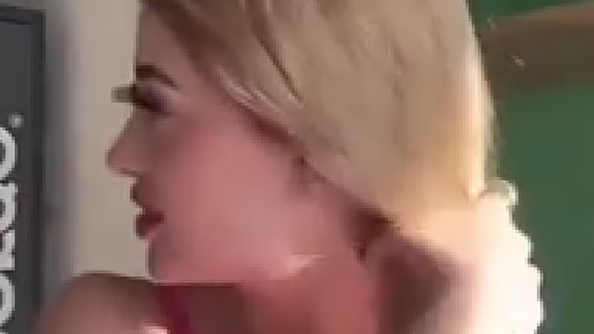 Quién es la misteriosa mujer que apaga la cámara en el video donde asesinan en vivo a Valeria Márquez