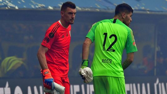 Agustín Rossi es mejor que Armani, afirmó un importante entrenador de Boca