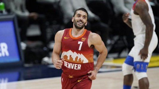 Facundo Campazzo convirtió su primer doble-doble en la NBA