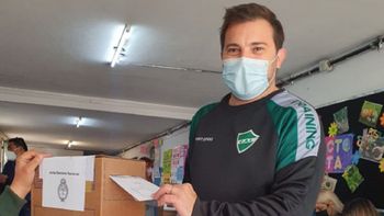 La arenga de Diego Brancatelli al votar: Viva Perón