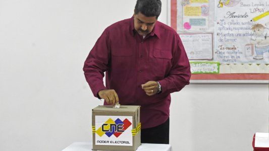 Un autoproclamado “nocaut”, la abstención histórica y el rechazo generalizado: las claves de la elección en Venezuela