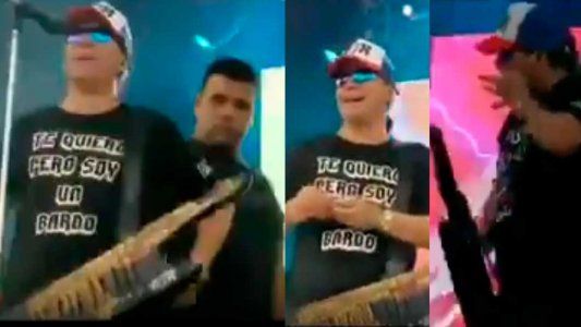 ¿Qué le alcanzaron a Pablo Lescano a escondidas en pleno show?