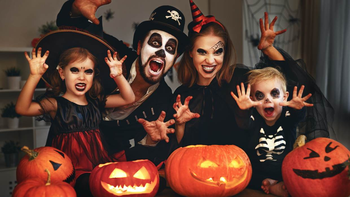 Salieron a pedir caramelos en Halloween y los vecinos le dieron una peligrosa sustancia