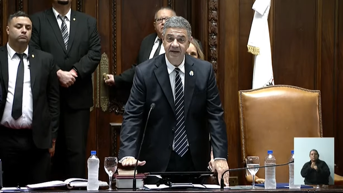 Jorge Macri juró como jefe de Gobierno acompañado de su vice