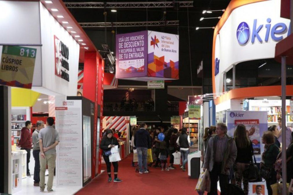 El aborto en la Feria del Libro: agenda de charlas y libros para abordar el debate