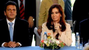 Gesto de unidad: Massa publicó su primer spot de campaña y Cristina lo elogió
